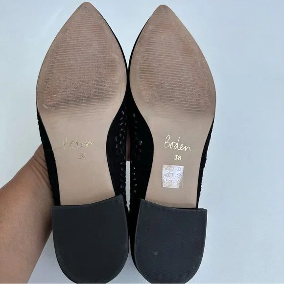 Boden Esme Low Heels Black Suede - Picture 7 of 8